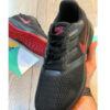 کفش کتانی بندی نایک رنگ مشکی قرمز مناسب پیاده روی ،دویدن قابل استفاده در باشگاه
