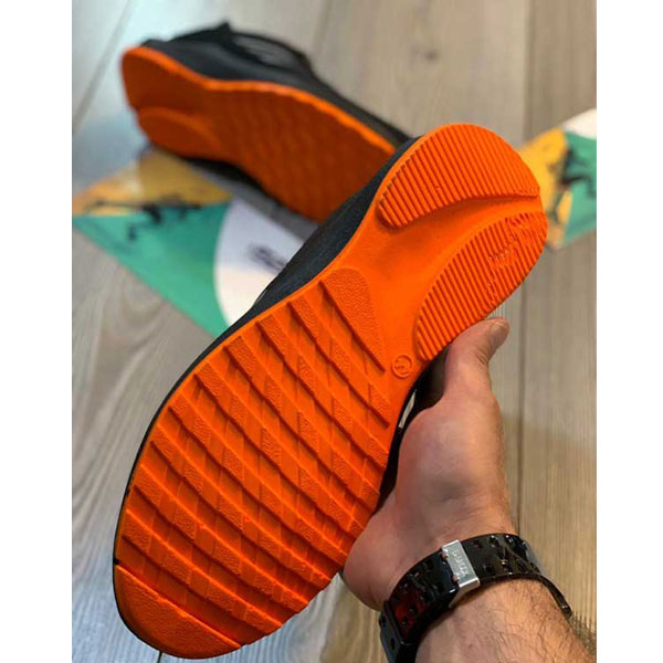 کفش کتانی بندی آدیداس ریسر رنگ مشکی نارنجی مناسب برای پیاده روی و باشگاه