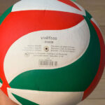 توپ والیبال فاکس v8000