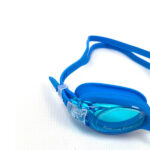 عینک شنا اسپیدو به همراه قاب و گوشگیر